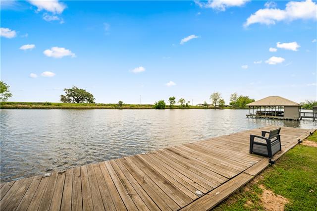 377 Robert Lacaze Road Natchez, LA 71456 - Photo 3 of 38