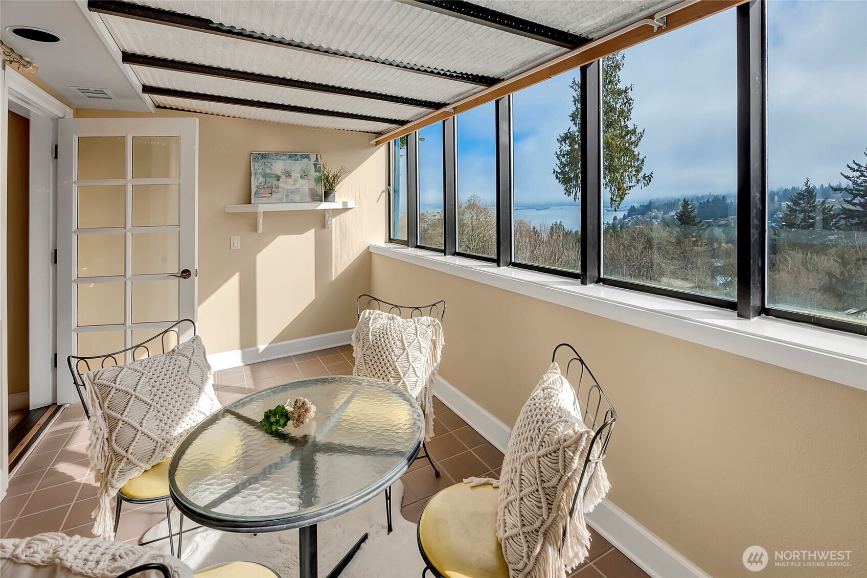 4911 Harbor Lane Everett, WA 98203 - Photo 24 of 40