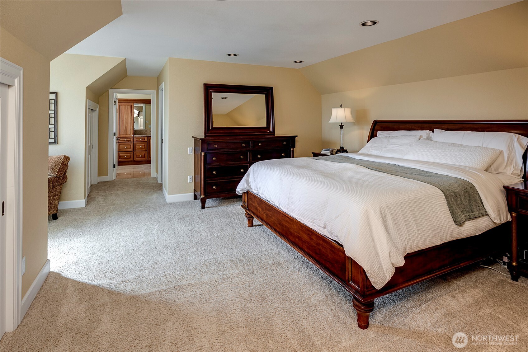 4911 Harbor Lane Everett, WA 98203 - Photo 28 of 40