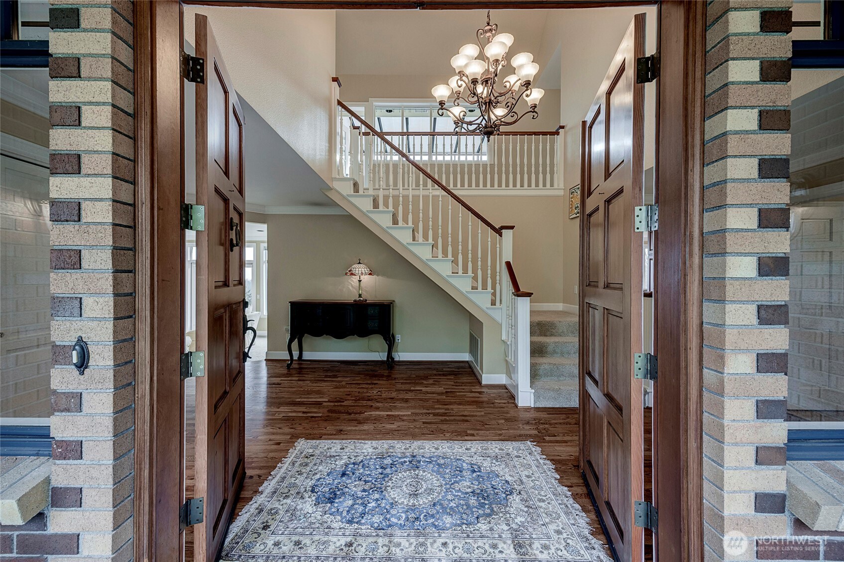 4911 Harbor Lane Everett, WA 98203 - Photo 4 of 40