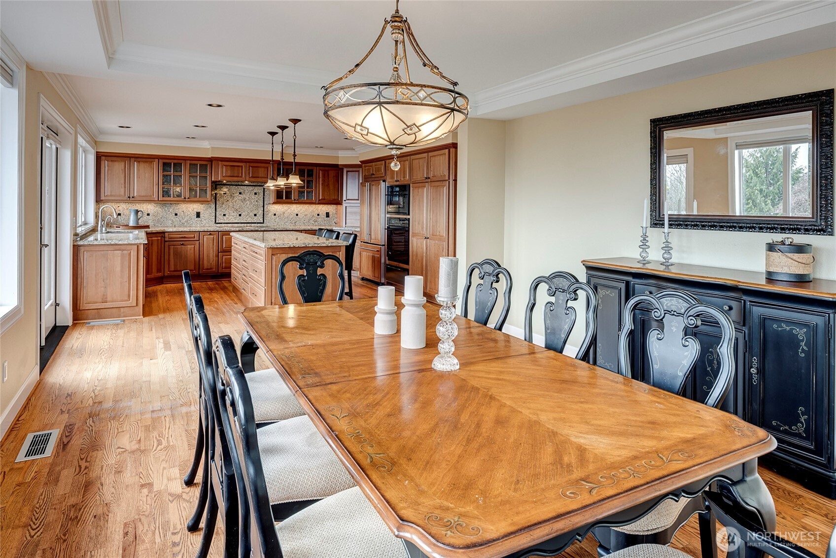 4911 Harbor Lane Everett, WA 98203 - Photo 10 of 40