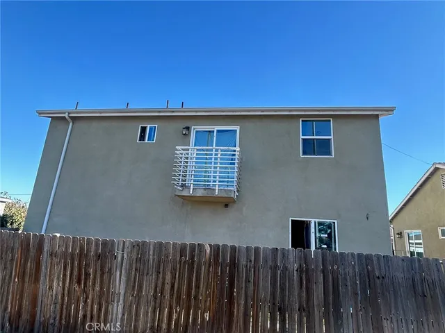 $699,000 | 655 West 113th Street, Los Angeles, CA 90044