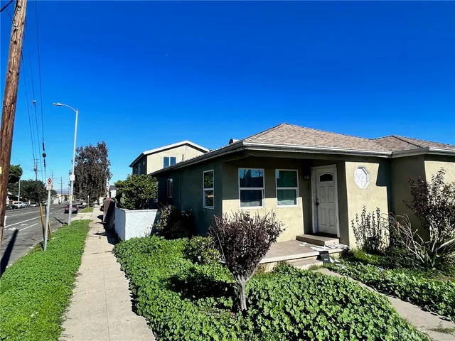 $699,000 | 655 West 113th Street, Los Angeles, CA 90044