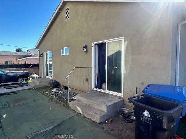 $699,000 | 655 West 113th Street, Los Angeles, CA 90044