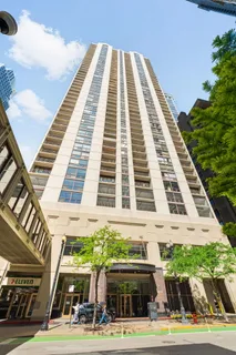 $3,400 | 200 North Dearborn Street, Unit 2402, Chicago, IL 60601