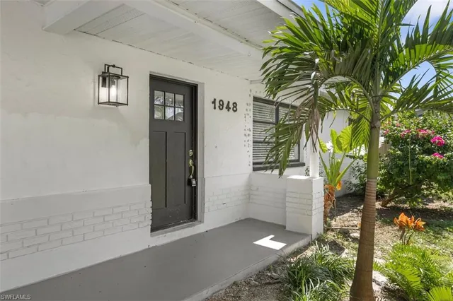 $555,000 | 1948 46th Street Southwest, Naples, FL 34116