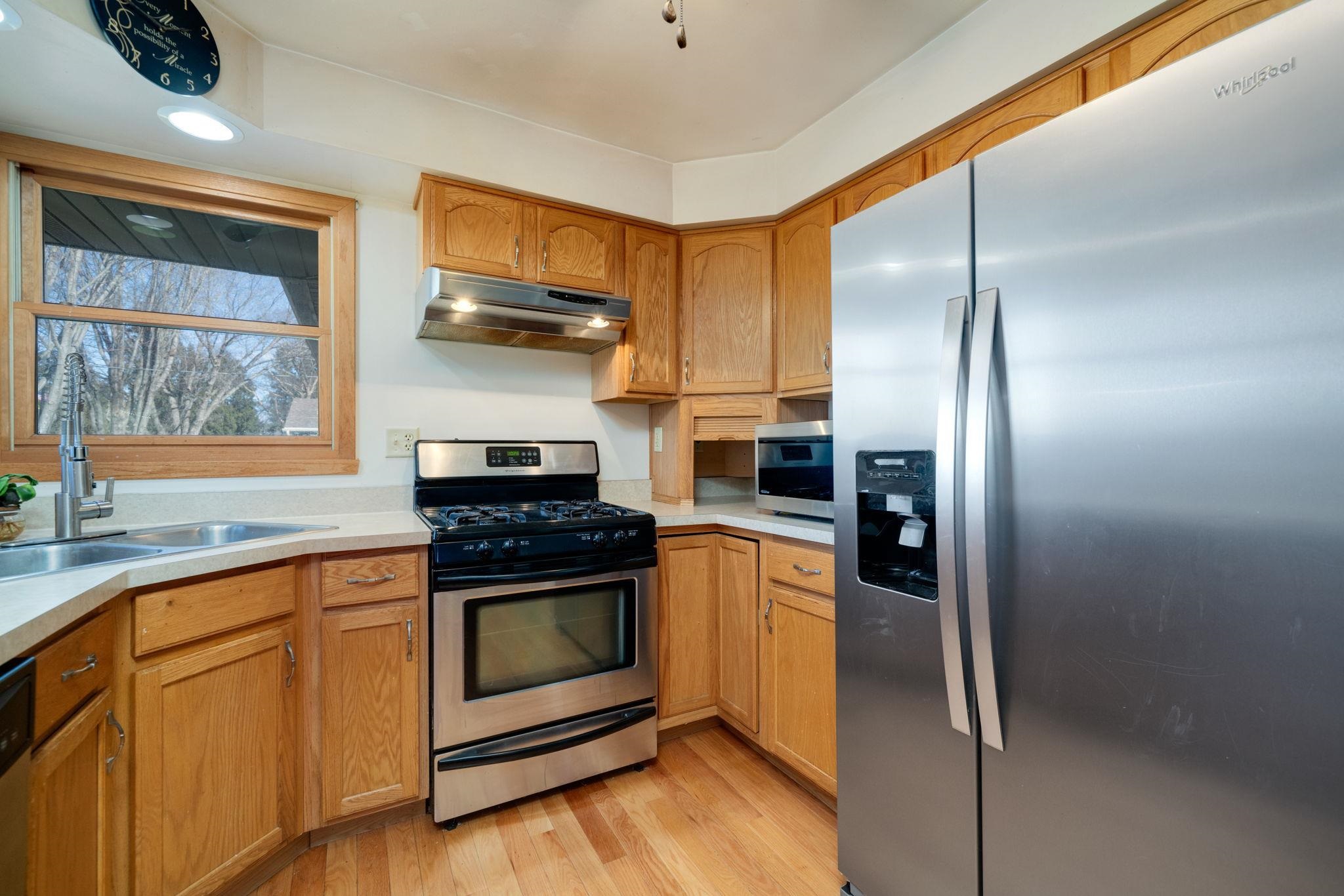 11179 Beloit Road Belvidere, IL 61008 - Photo 13 of 31