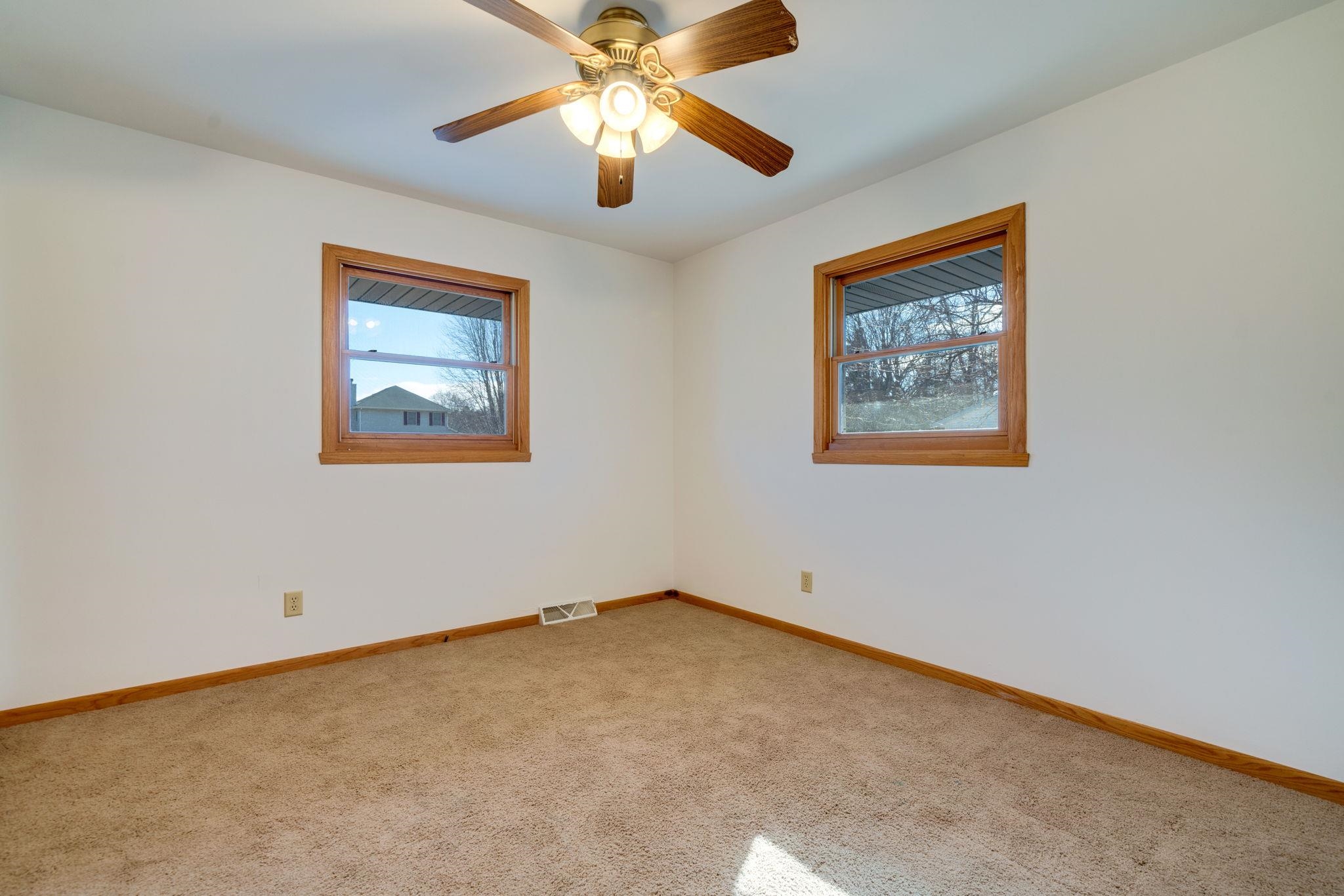 11179 Beloit Road Belvidere, IL 61008 - Photo 18 of 31