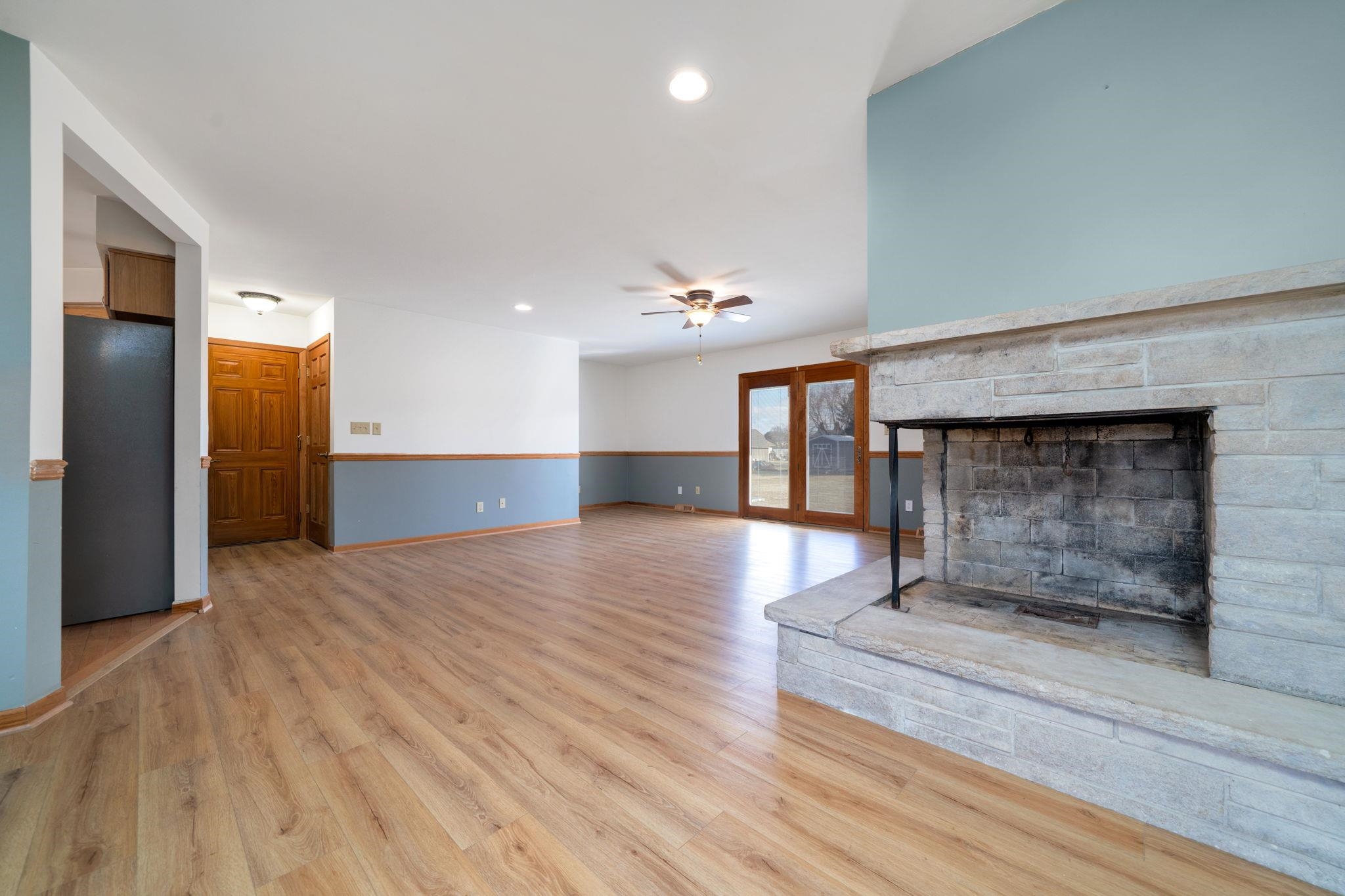 11179 Beloit Road Belvidere, IL 61008 - Photo 6 of 31