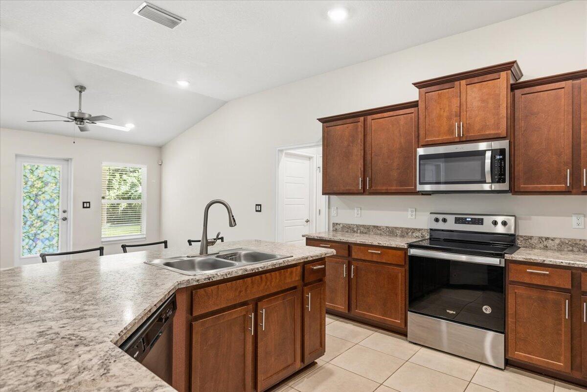 5348 Vespera Street Fort Pierce, FL 34951 - Photo 7 of 46 26-0B2A5603