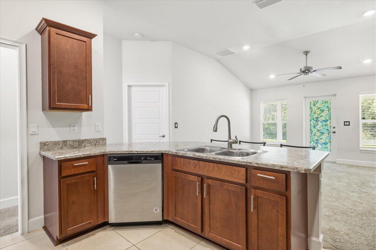 5348 Vespera Street Fort Pierce, FL 34951 - Photo 10 of 46 23-0B2A5568