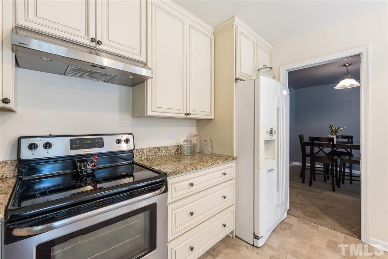 6710 Tattershale Court Raleigh, NC 27613 - Photo 15 of 28