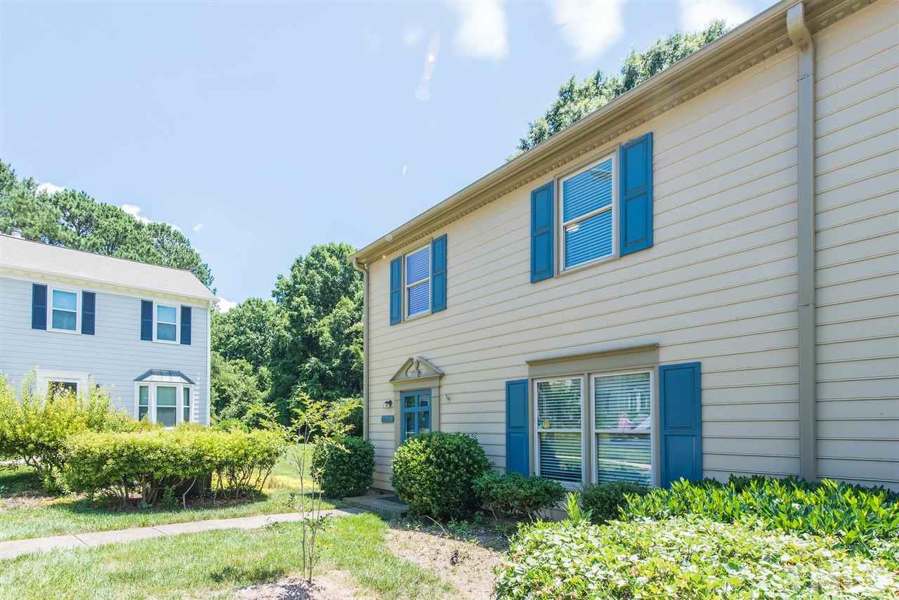 6710 Tattershale Court Raleigh, NC 27613 - Photo 3 of 28
