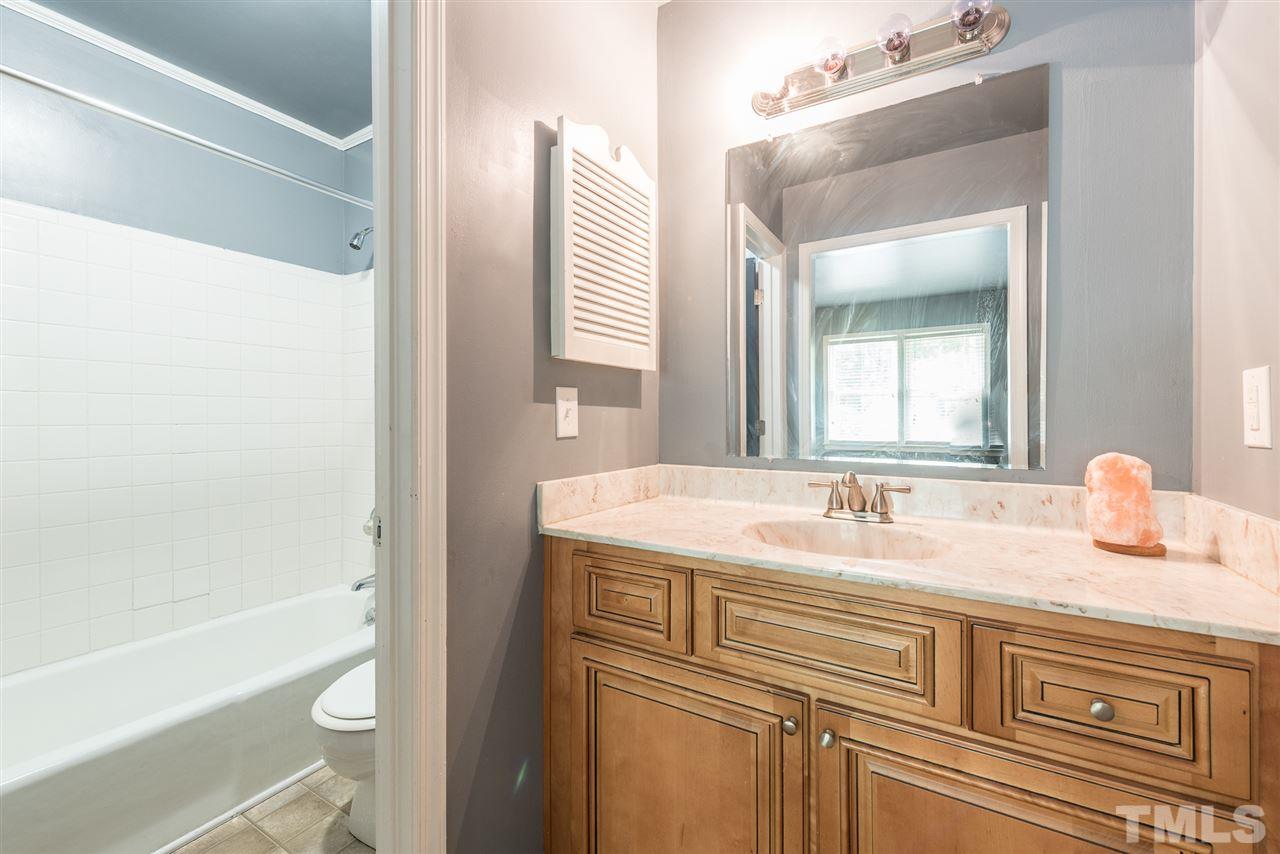 6710 Tattershale Court Raleigh, NC 27613 - Photo 23 of 28