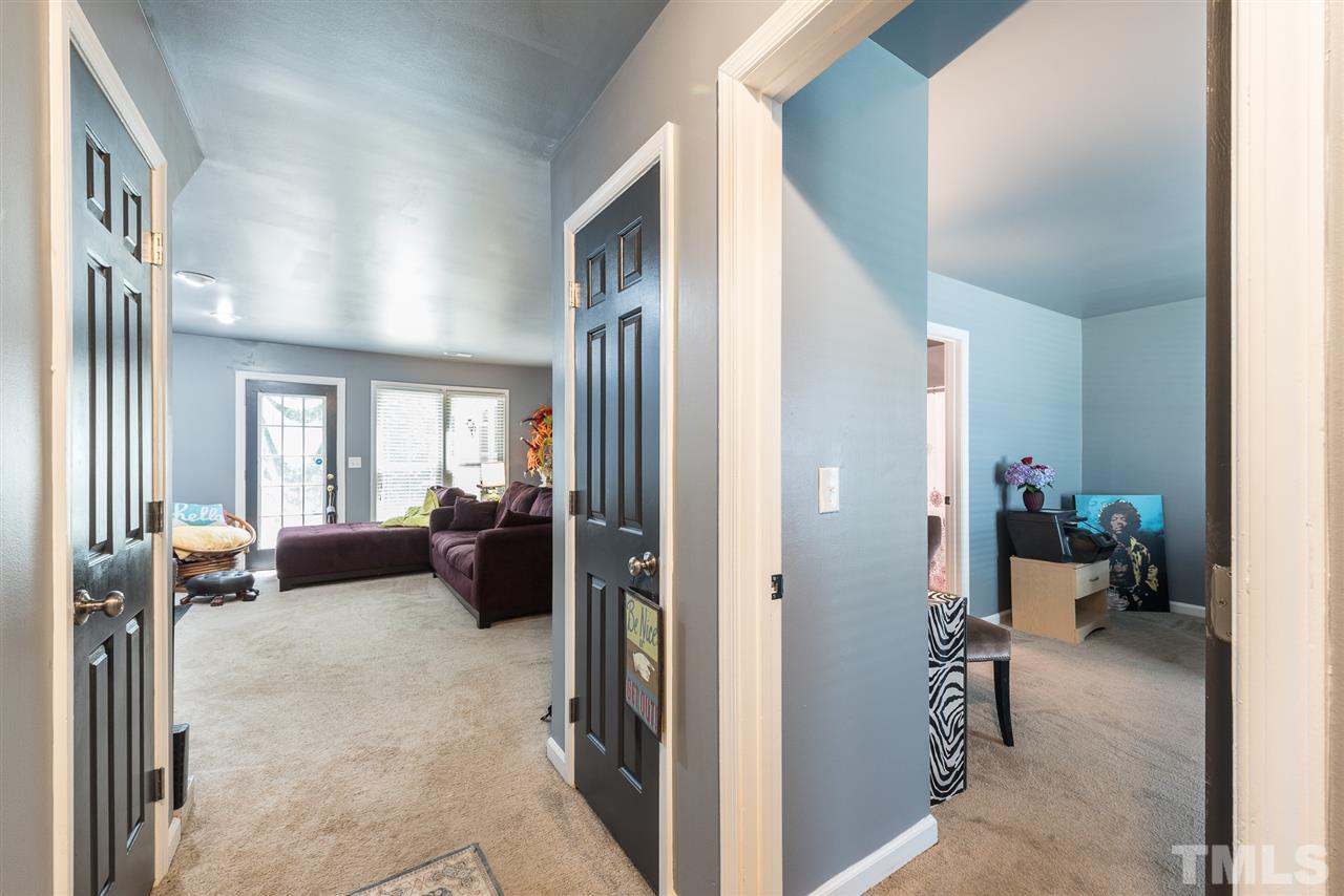 6710 Tattershale Court Raleigh, NC 27613 - Photo 4 of 28