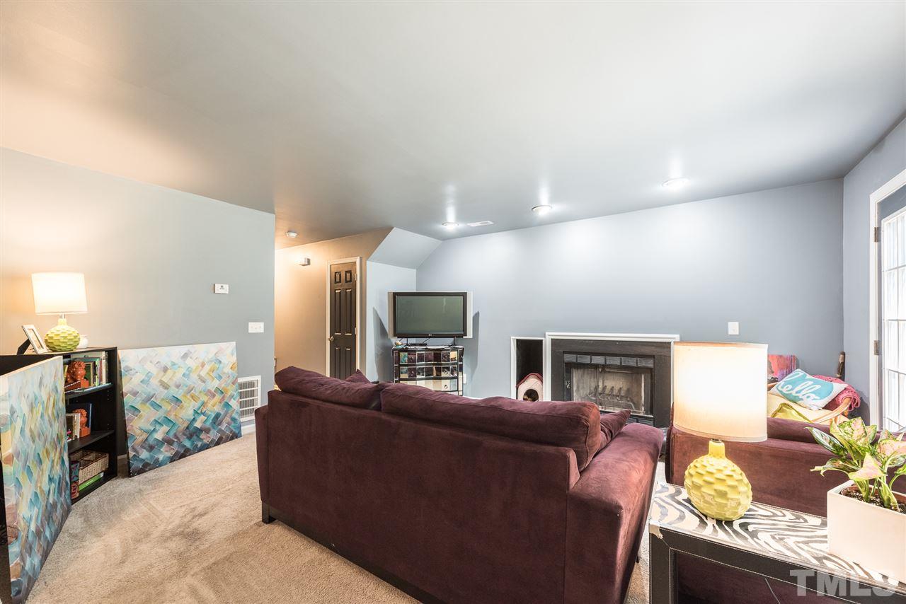 6710 Tattershale Court Raleigh, NC 27613 - Photo 8 of 28