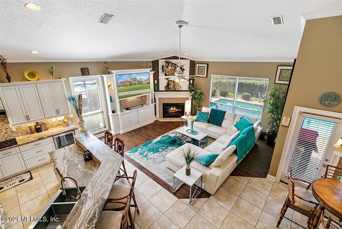 322 Porta Rosa Circle St. Augustine, FL 32092 - Photo 13 of 40 12-Living Area