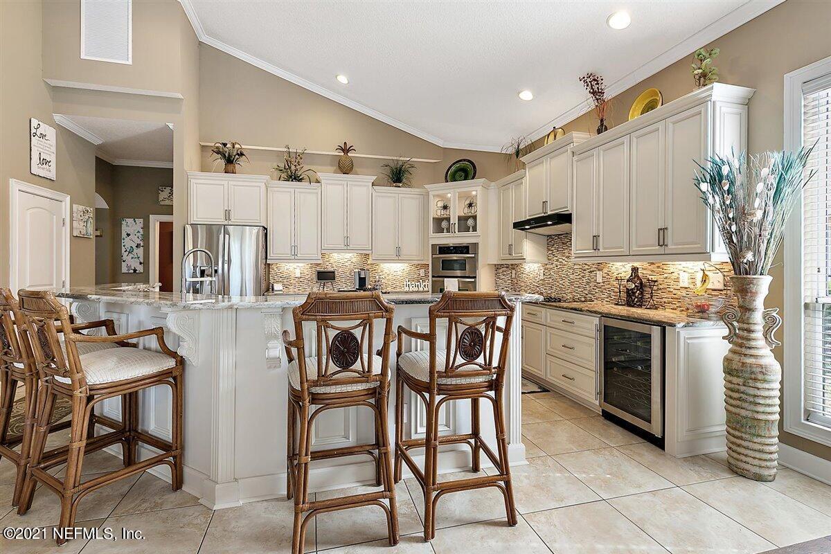 322 Porta Rosa Circle St. Augustine, FL 32092 - Photo 10 of 40 09-Kitchen