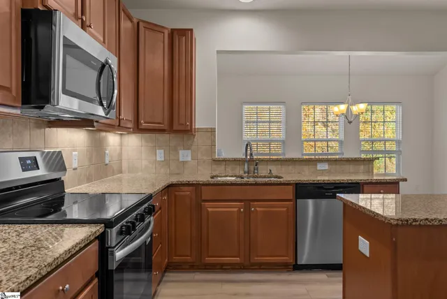 $468,681 | 268 Chapel Hill Lane, Simpsonville, SC 29681