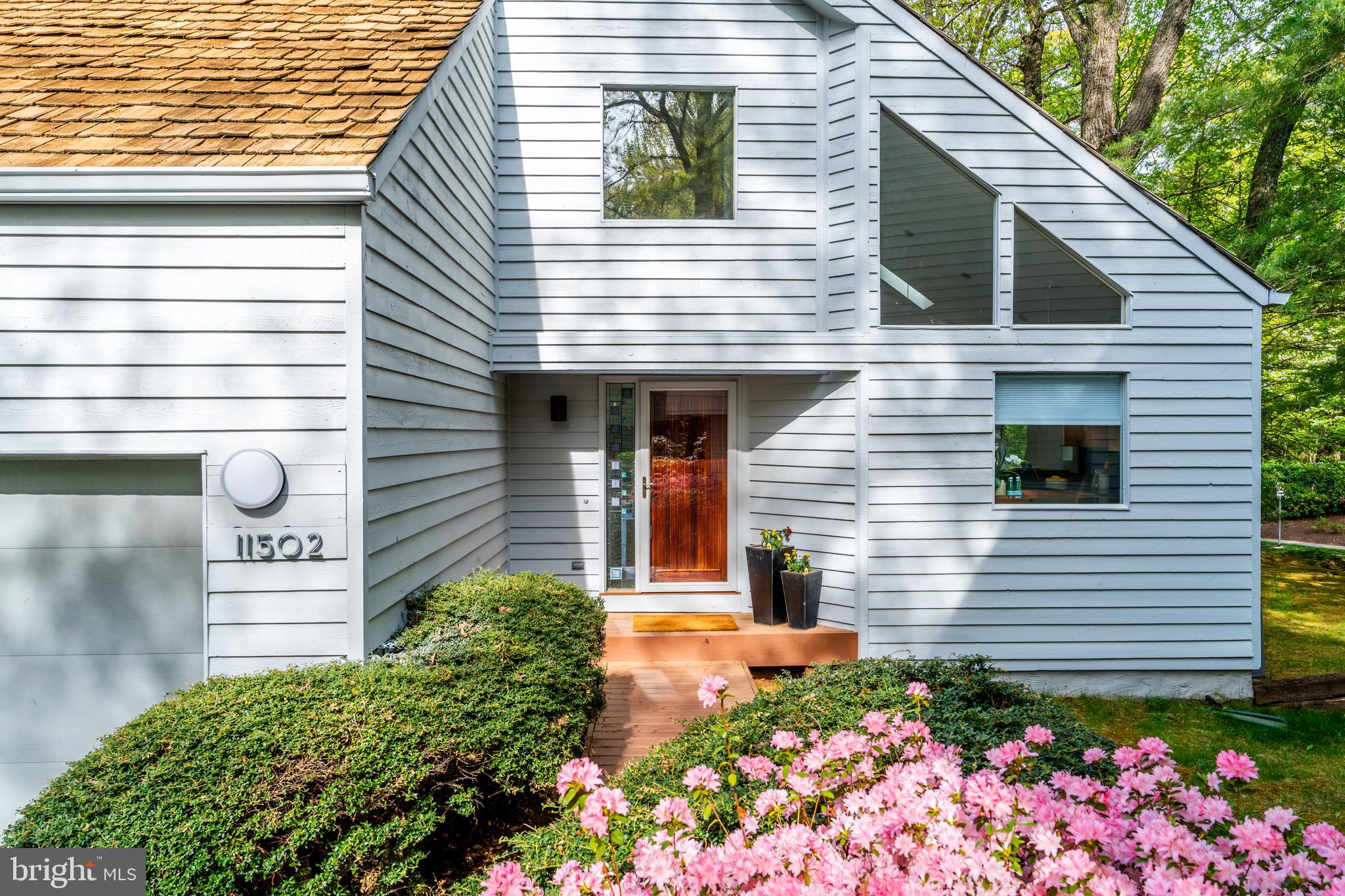 11502 Turnbridge Lane Reston, VA 20194 - Photo 3 of 60 Gallery Image 3