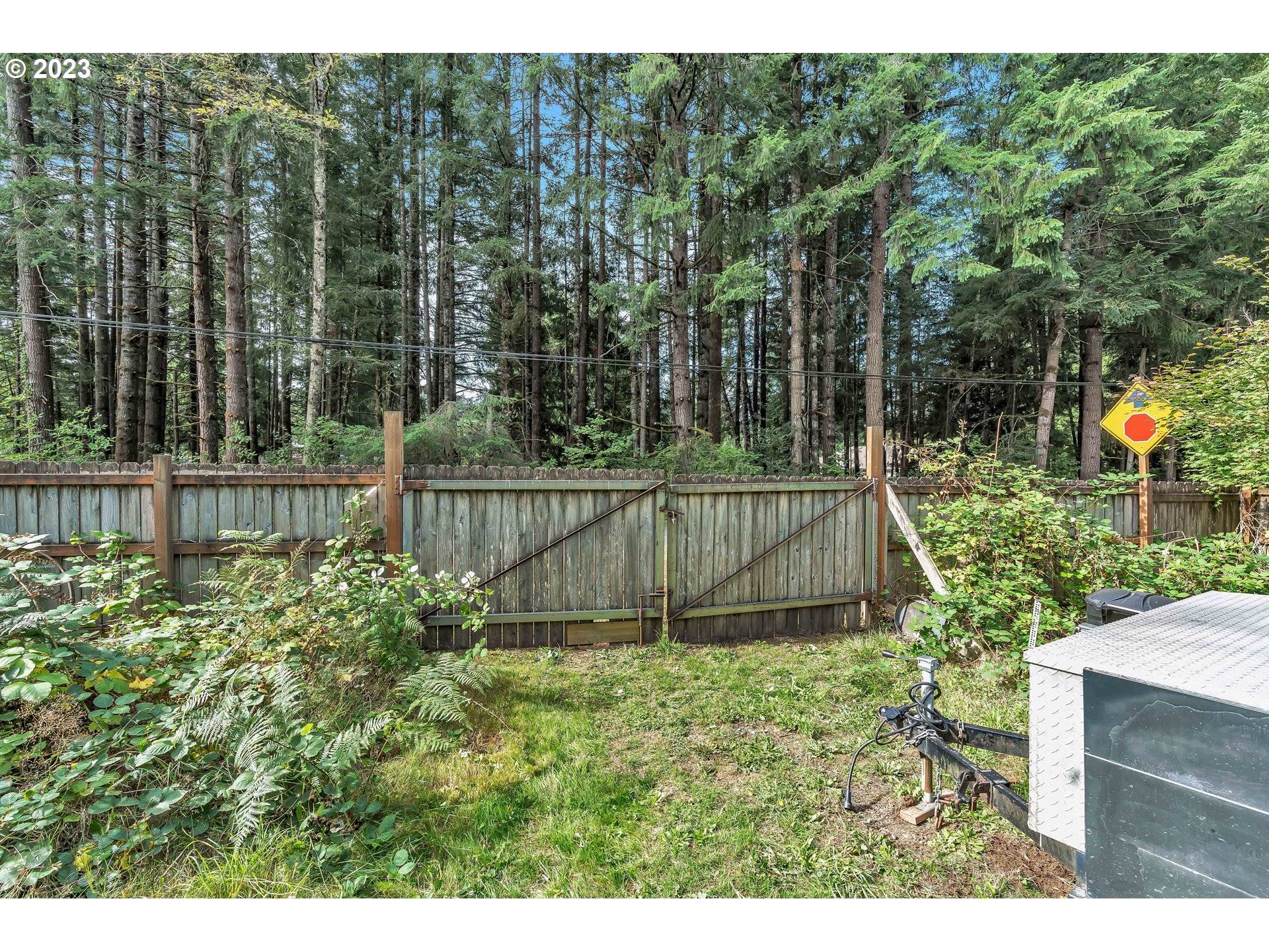 47431 Southeast Wagoneer Loop Sandy, OR 97055 - Photo 29 of 34 a garden view