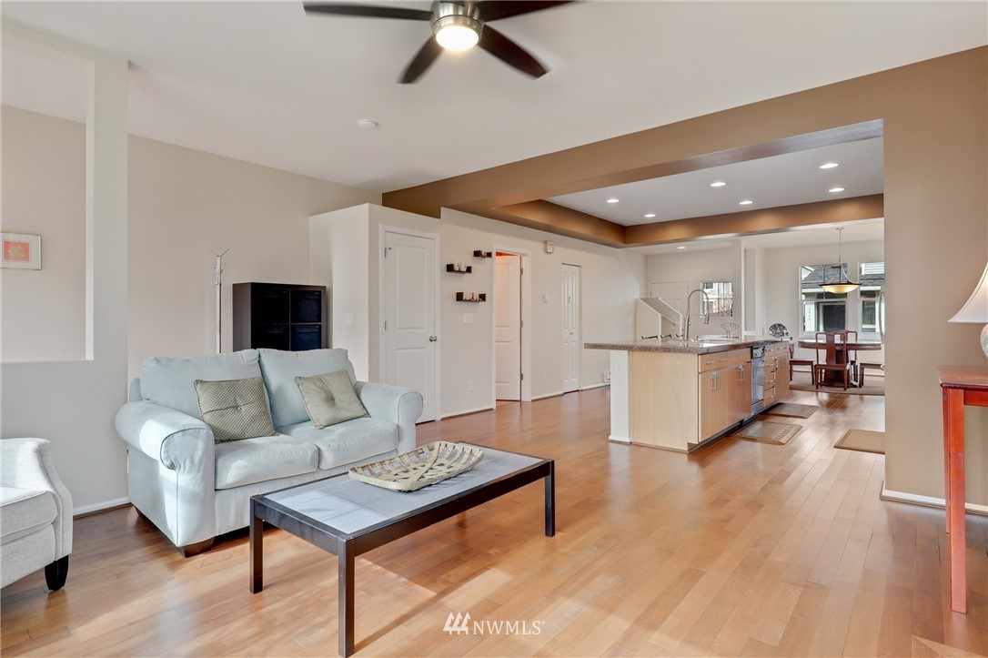 6450 High Point Drive Southwest Seattle, WA 98126 - Photo 14 of 30 Gallery Image 14