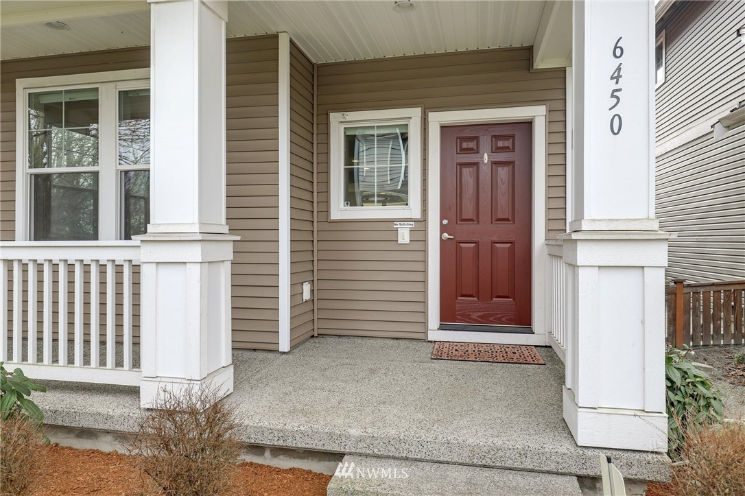 6450 High Point Drive Southwest Seattle, WA 98126 - Photo 3 of 30 Gallery Image 3