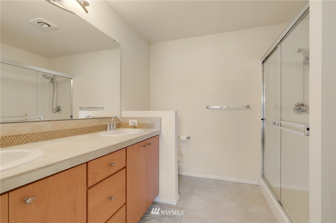 6450 High Point Drive Southwest Seattle, WA 98126 - Photo 21 of 30 Gallery Image 21