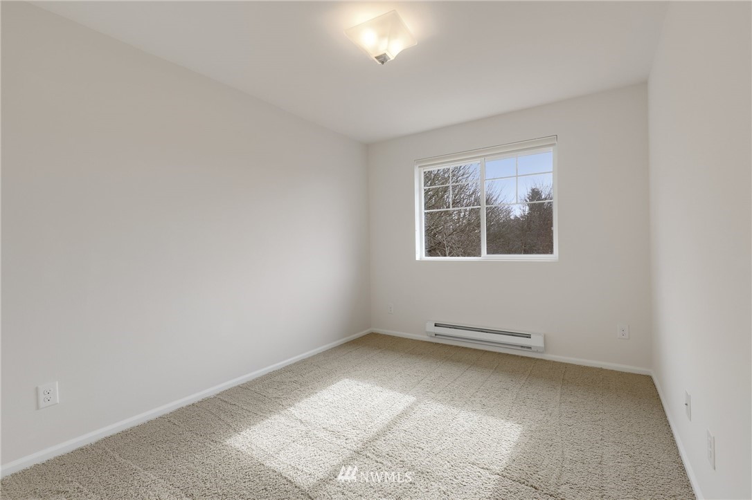 6450 High Point Drive Southwest Seattle, WA 98126 - Photo 23 of 30 Gallery Image 23
