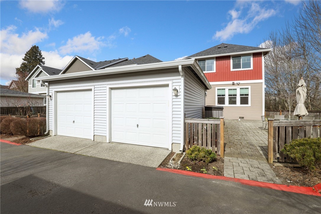 6450 High Point Drive Southwest Seattle, WA 98126 - Photo 28 of 30 Gallery Image 28