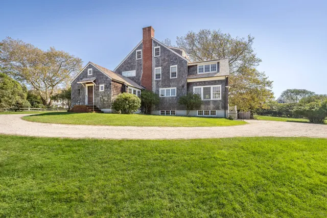 a building outdoor space with patio furniture
