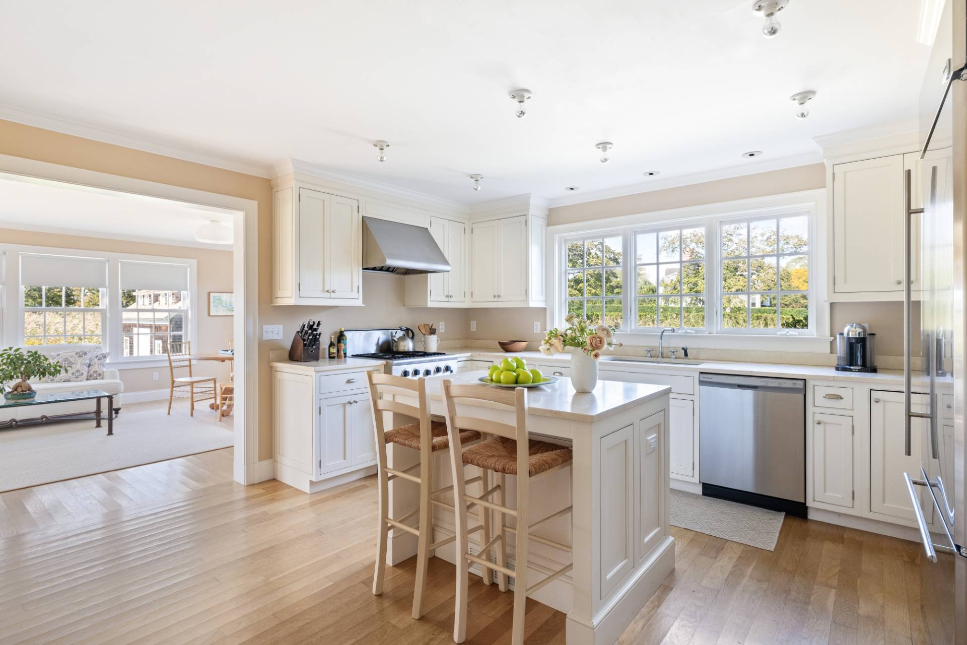 15 Jones Road East Hampton, NY 11937 - Photo 10 of 26
