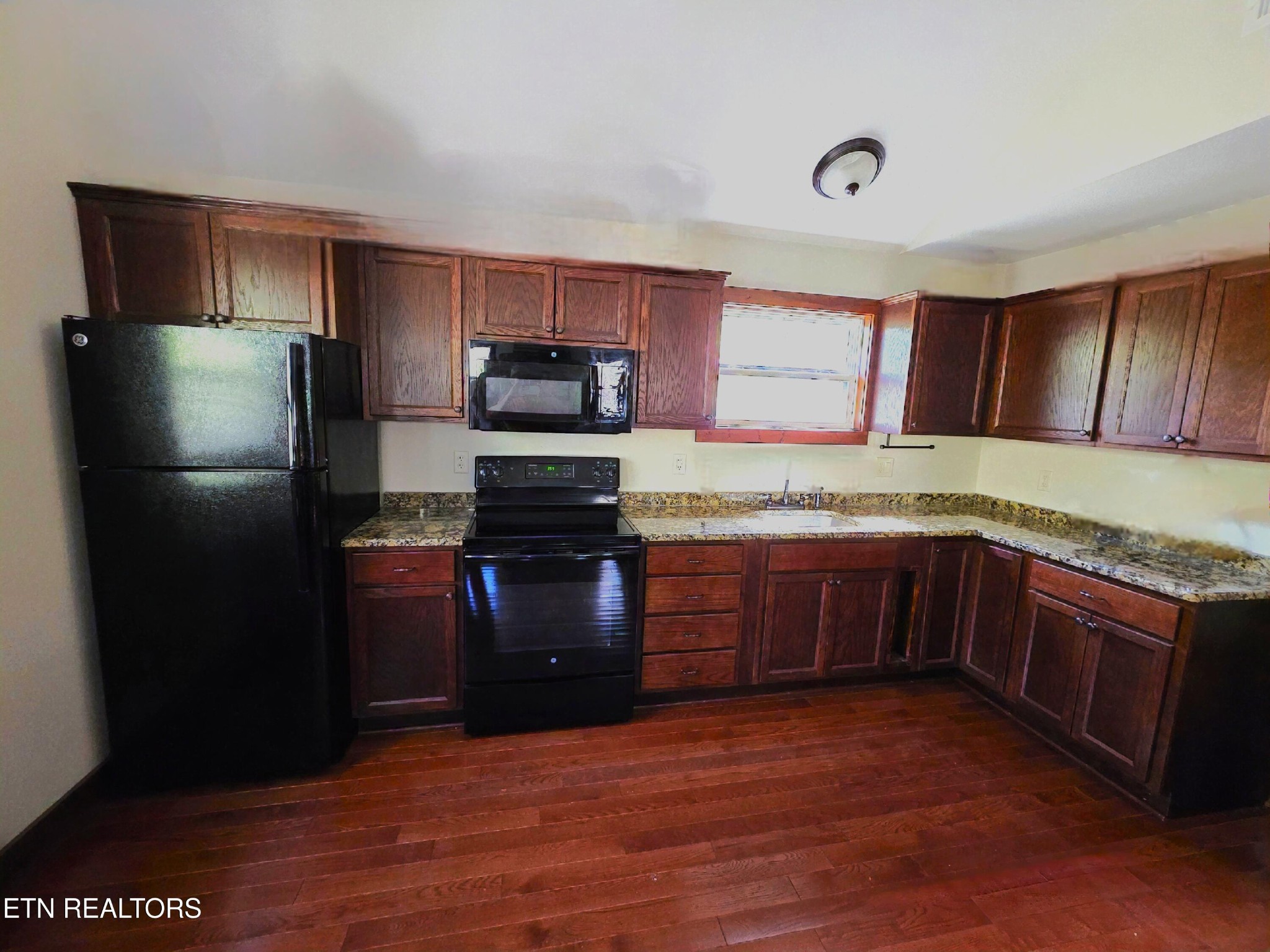 236240 Long Branch Road Townsend, TN 37882 - Photo 11 of 47 Gallery Image 11