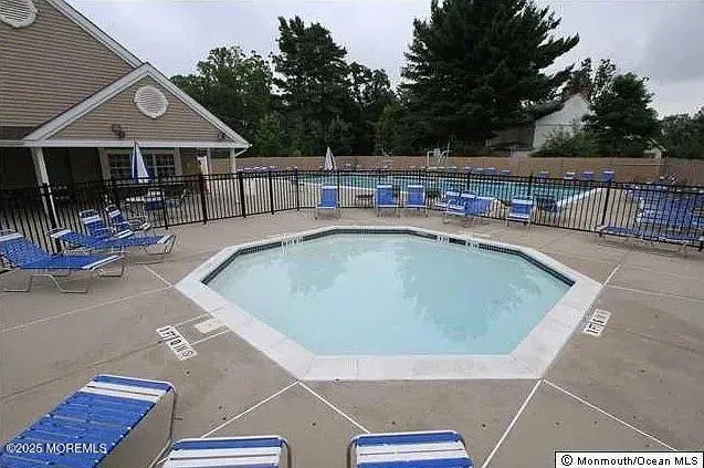 $330,000 | 248 Brookfield Drive, Jackson, NJ 08527