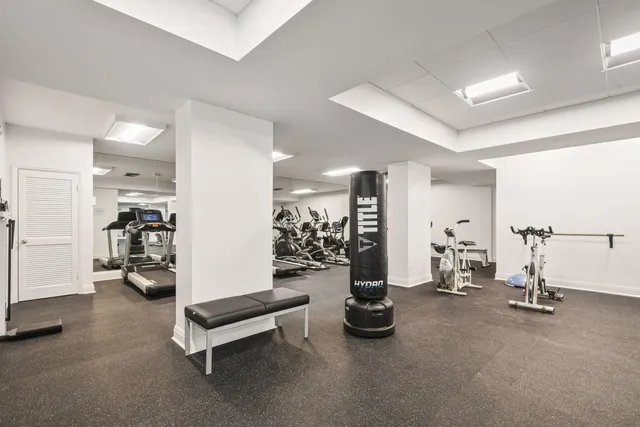 $1,100,000 | 2295 South Ocean Boulevard, Unit 816, Palm Beach, FL 33480