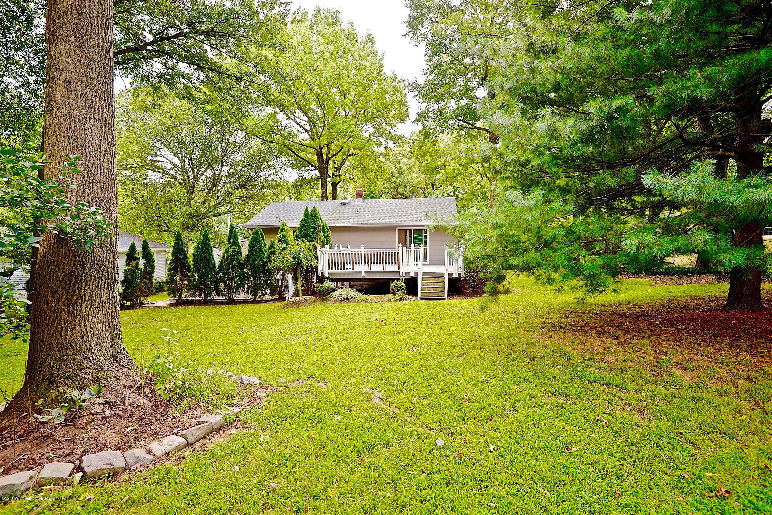 15 Lloyd Road Morganville, NJ 07751 - Photo 18 of 18 24