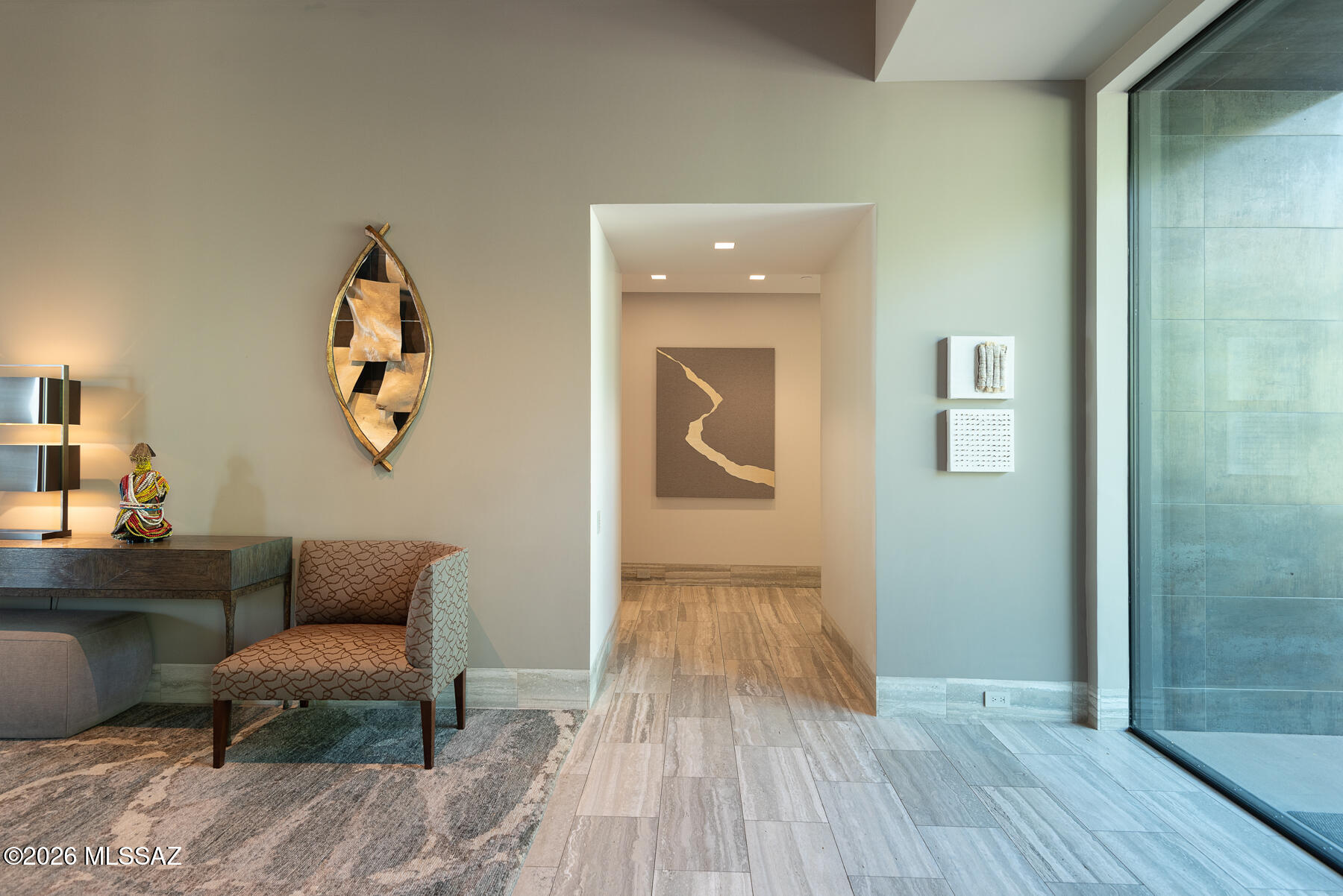 6452 North Rattlesnake Canyon Road Tucson, AZ 85750 - Photo 29 of 51 Walls for Display