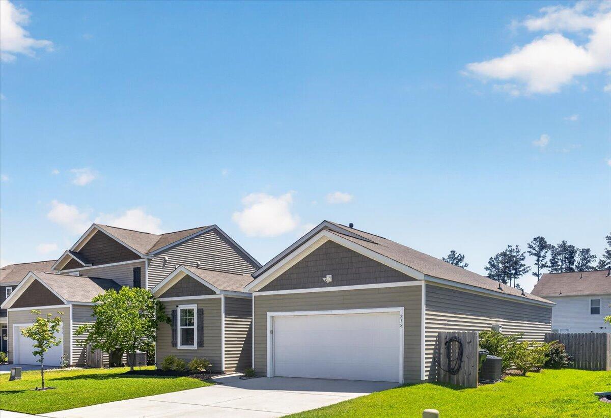 212 Rubles Lane Moncks Corner, SC 29461 - Photo 3 of 34 212 Rubles