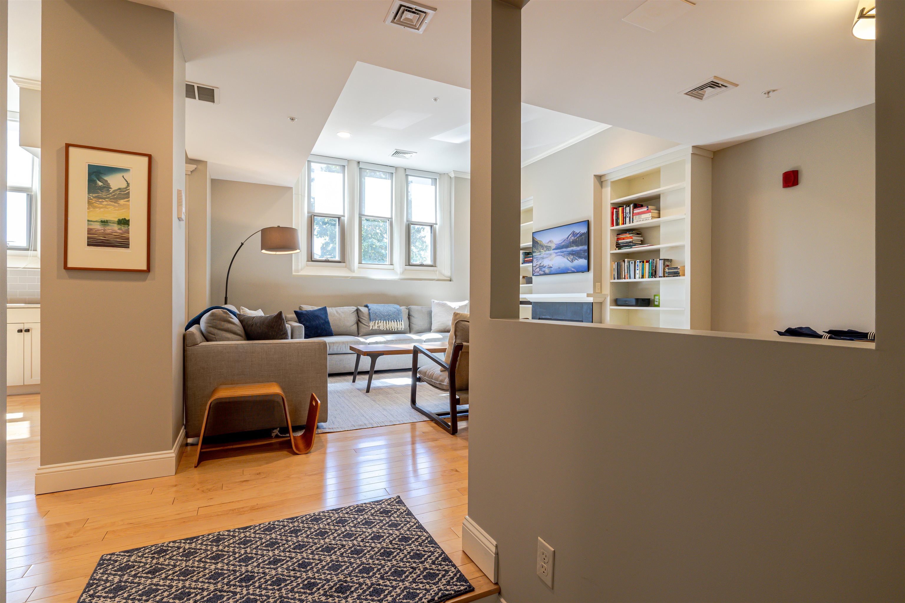 54 Pleasant Street, Unit 7 Concord, NH 03301 - Photo 12 of 60