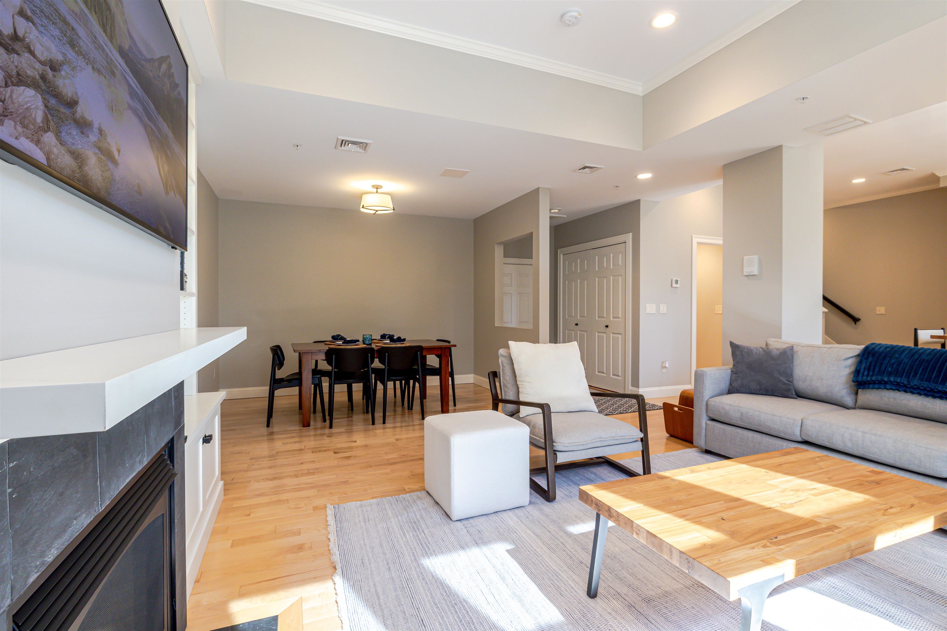 54 Pleasant Street, Unit 7 Concord, NH 03301 - Photo 17 of 60