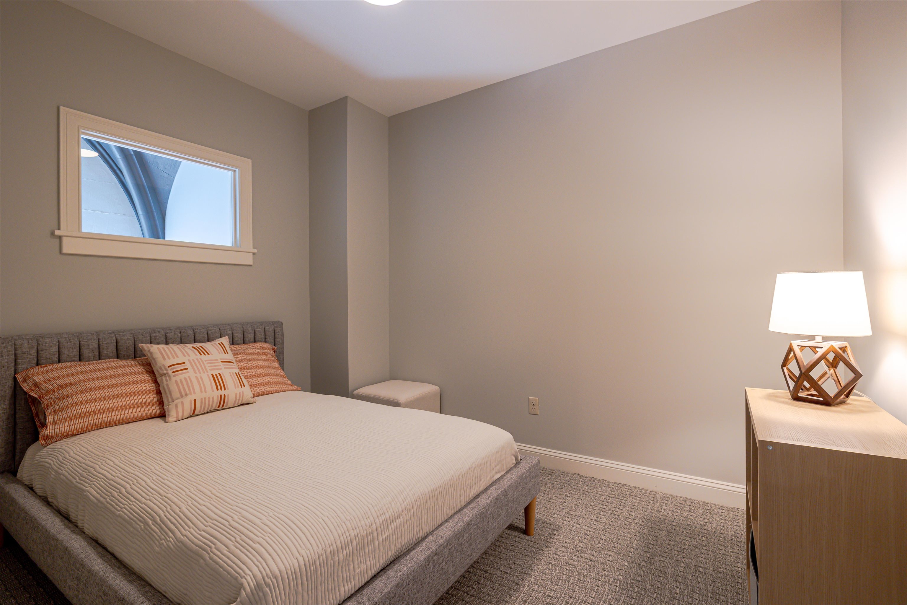54 Pleasant Street, Unit 7 Concord, NH 03301 - Photo 30 of 60