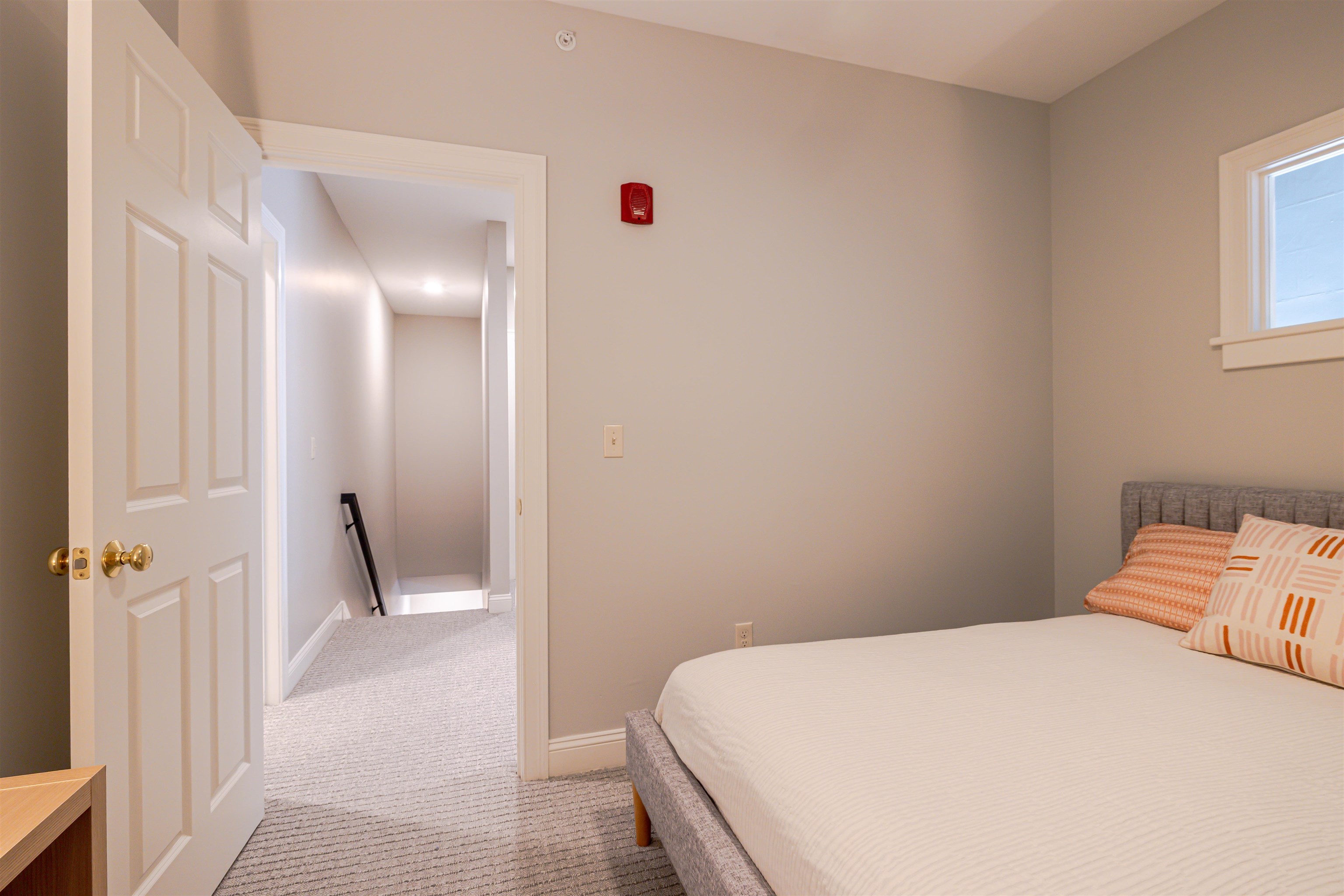 54 Pleasant Street, Unit 7 Concord, NH 03301 - Photo 32 of 60