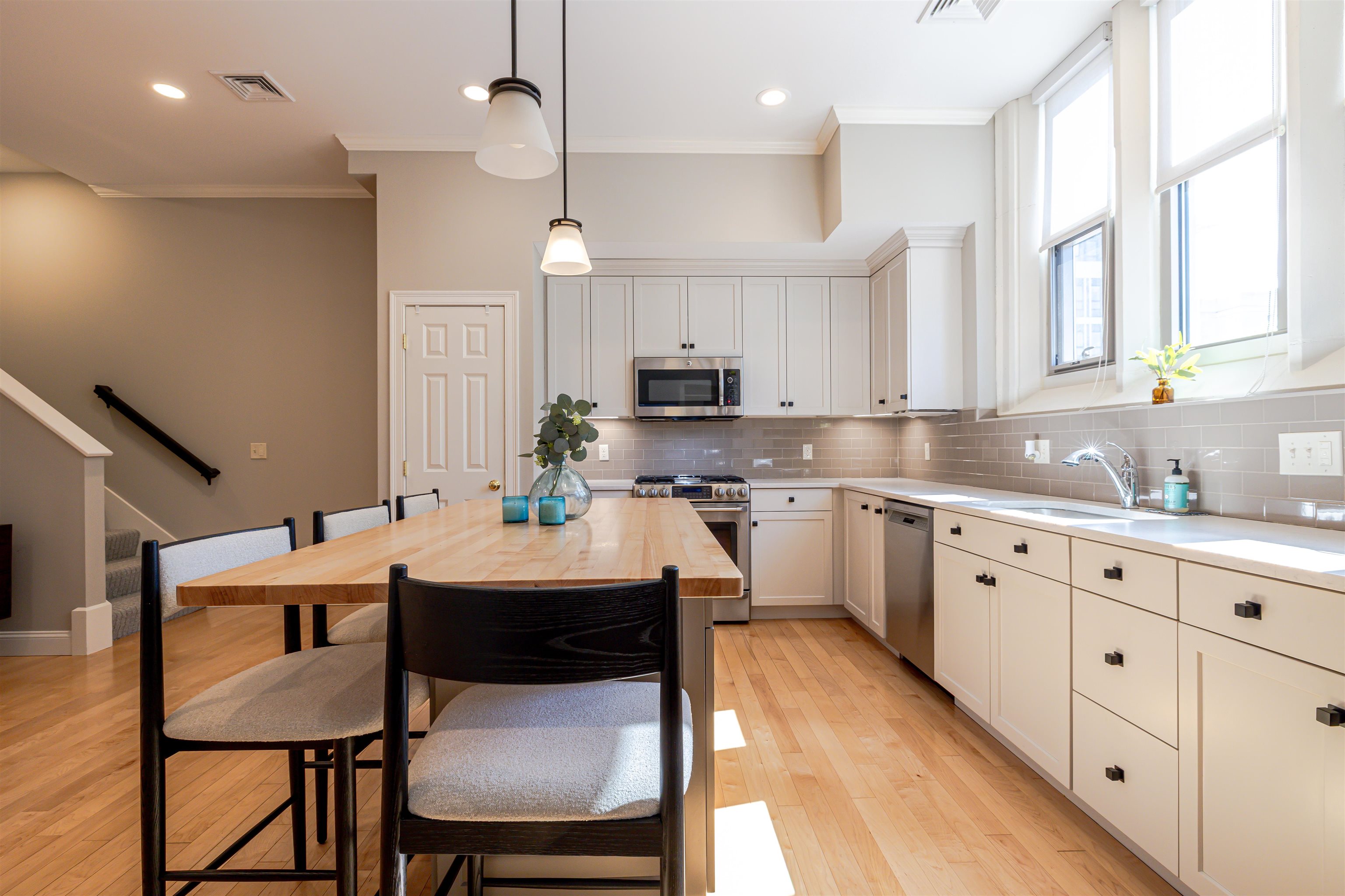 54 Pleasant Street, Unit 7 Concord, NH 03301 - Photo 7 of 60