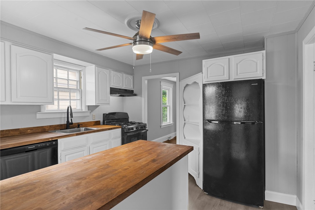 22 Powhatan Street Warwick, RI 02889 - Photo 23 of 44 Gallery Image 23