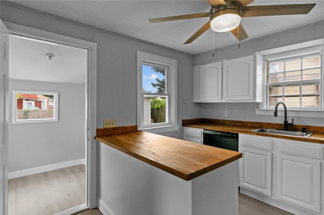 22 Powhatan Street Warwick, RI 02889 - Photo 24 of 44 Gallery Image 24