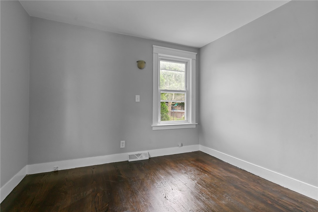 22 Powhatan Street Warwick, RI 02889 - Photo 35 of 44 Gallery Image 35