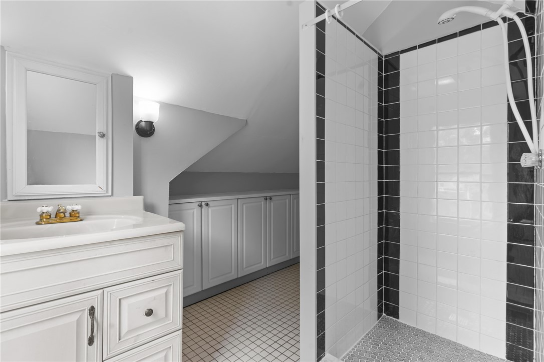 22 Powhatan Street Warwick, RI 02889 - Photo 42 of 44 Gallery Image 42