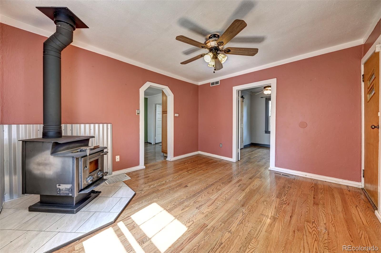 522 Prairie Road Colorado Springs, CO 80909 - Photo 8 of 29