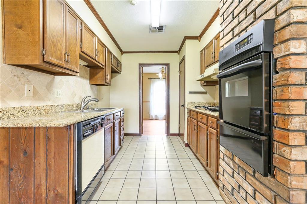 147 Hazel Drive River Ridge, LA 70123 - Photo 5 of 12