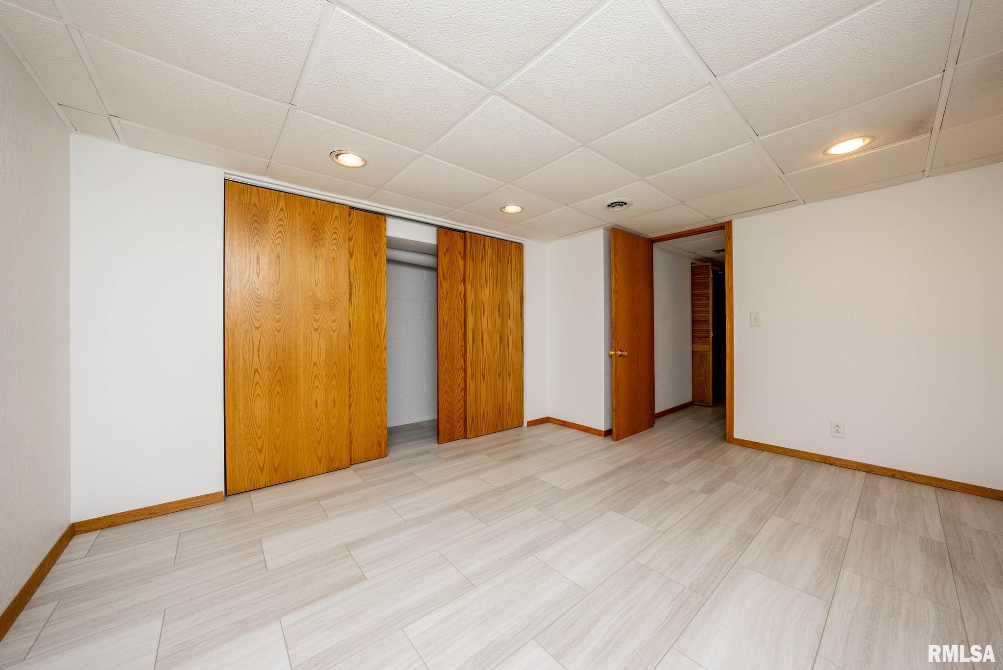 705 Spring Street Washington, IL 61571 - Photo 30 of 43 Gallery Image 30
